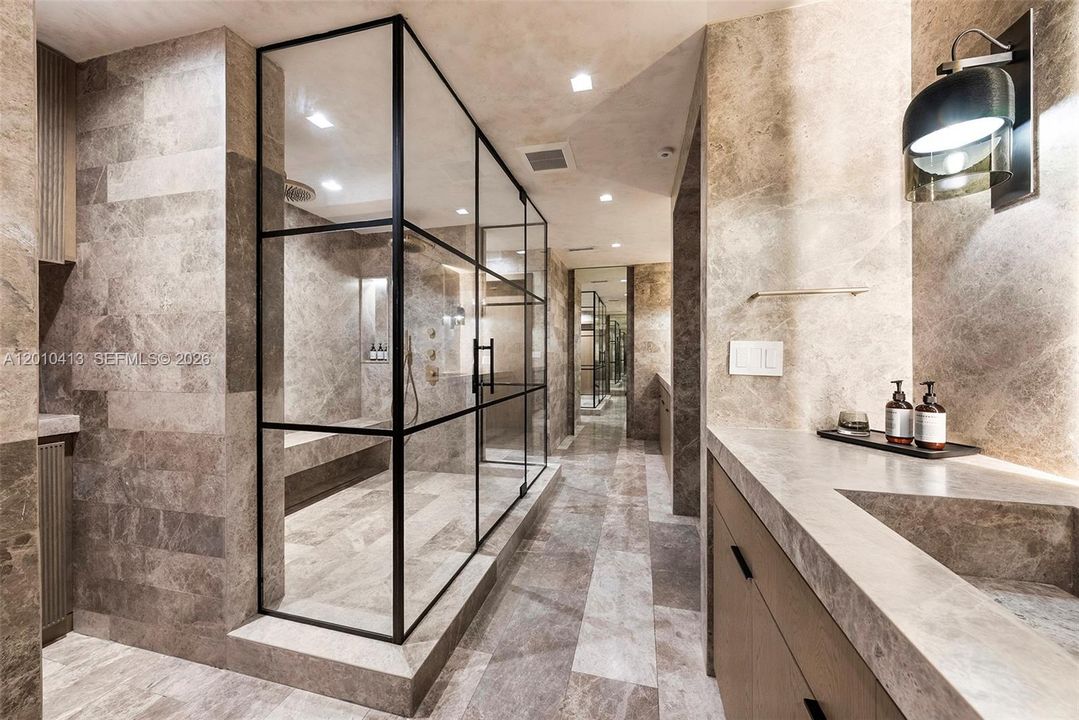 For Sale: $11,995,000 (6 beds, 8 baths, 6263 Square Feet)
