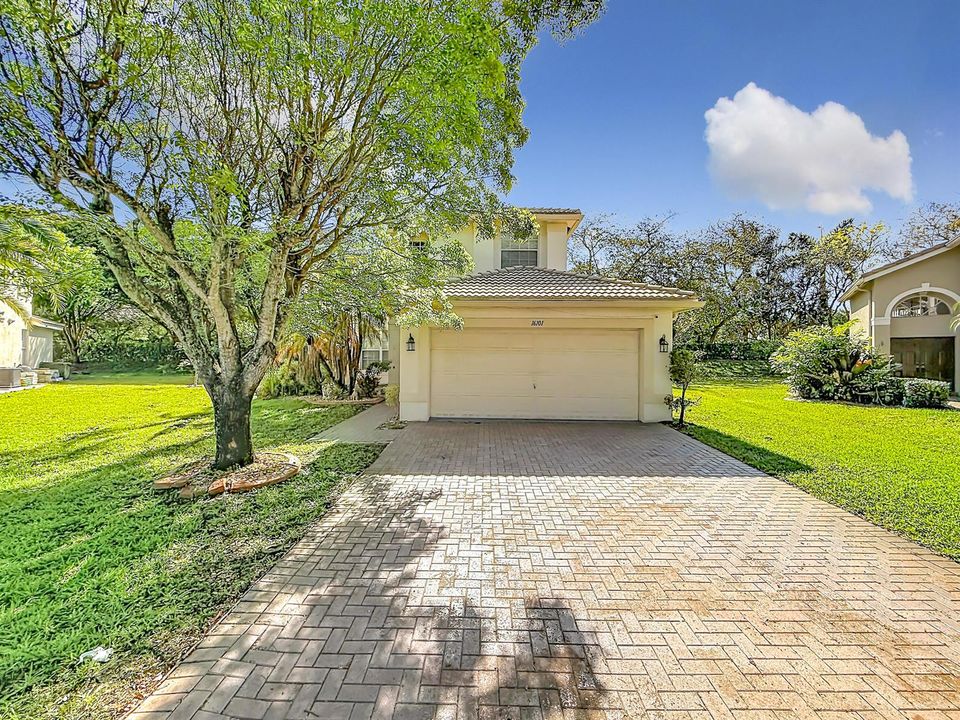 16101 SW 27th Street-9