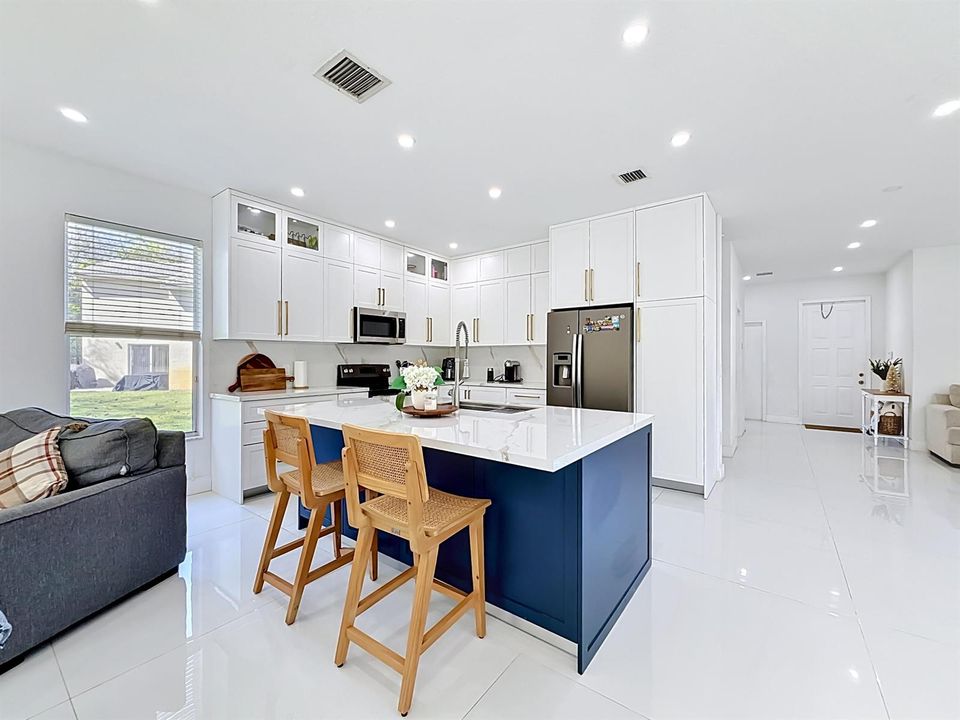 16101 SW 27th Street-22