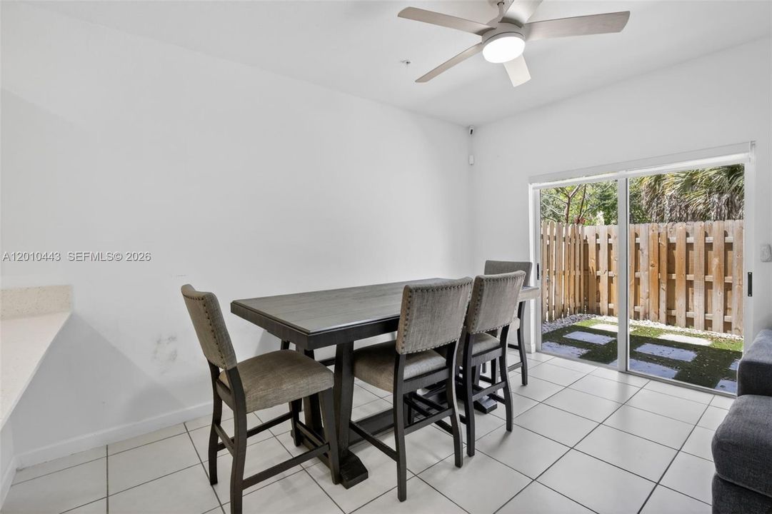 For Sale: $469,900 (3 beds, 2 baths, 1636 Square Feet)