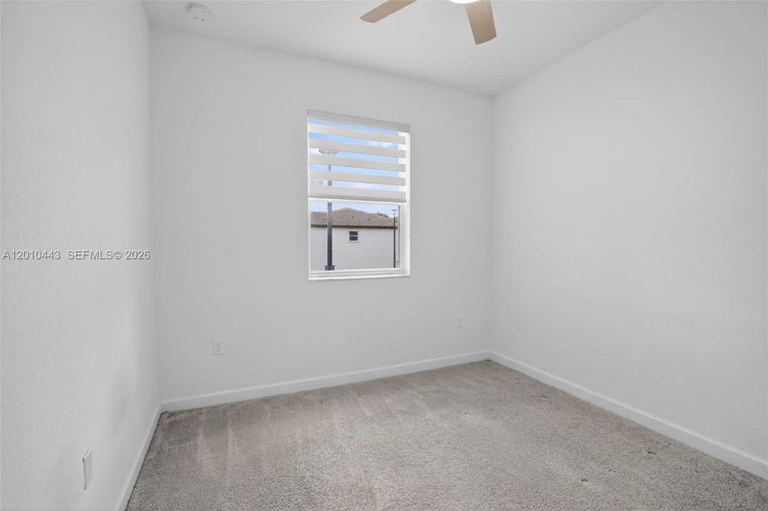 For Sale: $469,900 (3 beds, 2 baths, 1636 Square Feet)