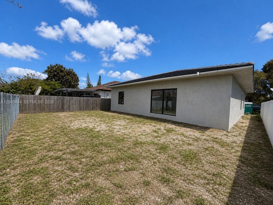 For Sale: $675,000 (4 beds, 3 baths, 1774 Square Feet)