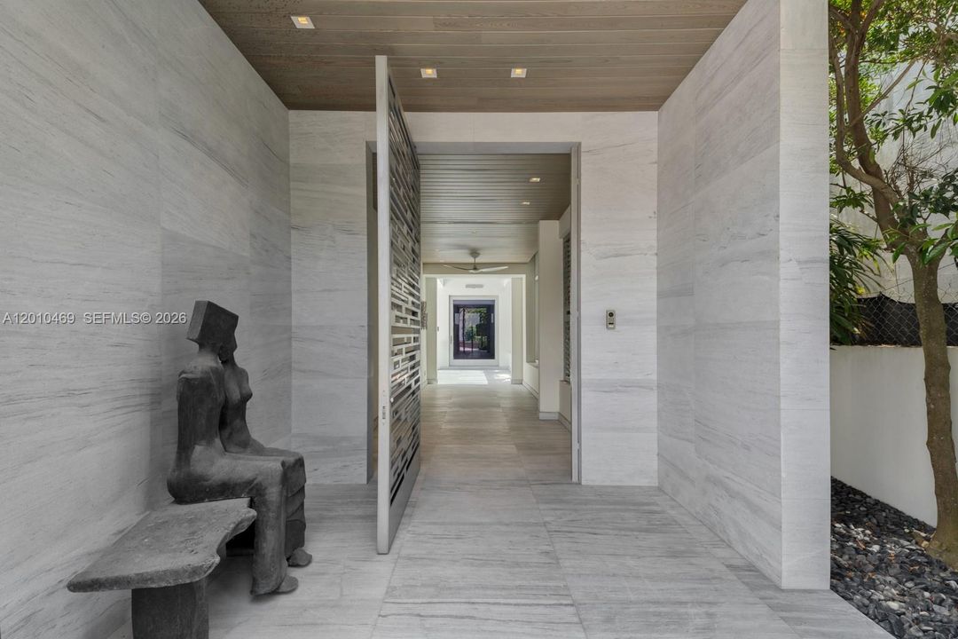 For Sale: $24,990,000 (5 beds, 6 baths, 5868 Square Feet)