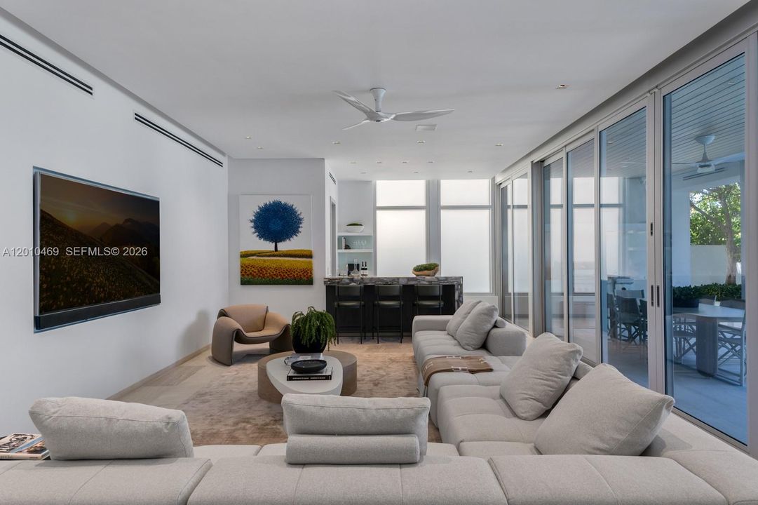 For Sale: $24,990,000 (5 beds, 6 baths, 5868 Square Feet)