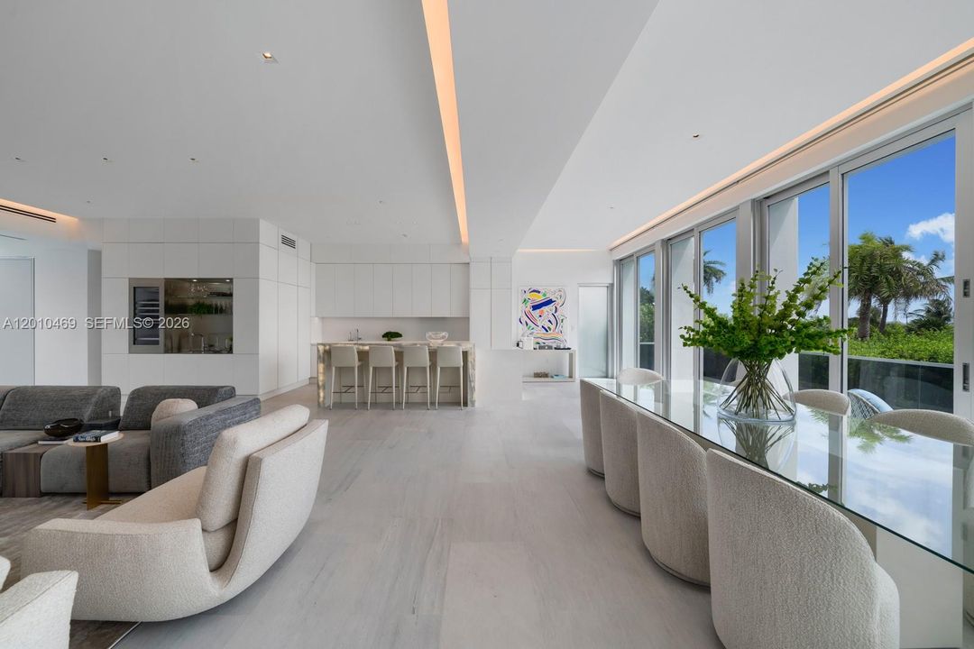 For Sale: $24,990,000 (5 beds, 6 baths, 5868 Square Feet)