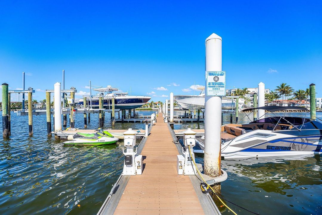 Dock