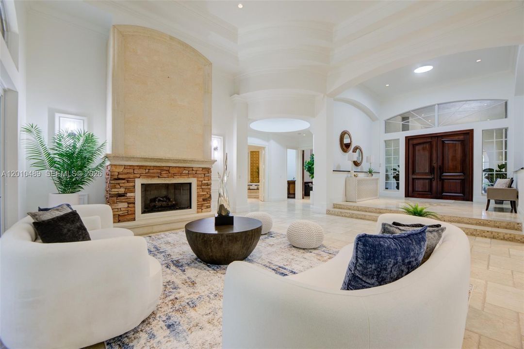 For Sale: $4,999,999 (6 beds, 6 baths, 6258 Square Feet)