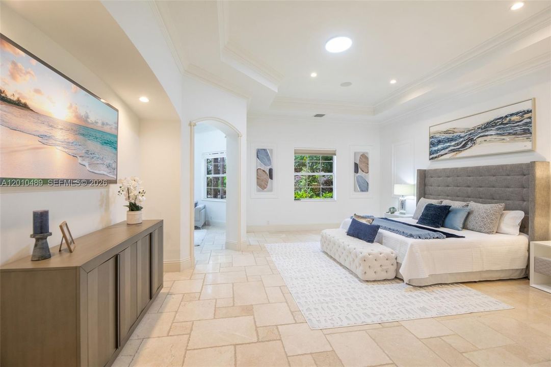 For Sale: $4,999,999 (6 beds, 6 baths, 6258 Square Feet)
