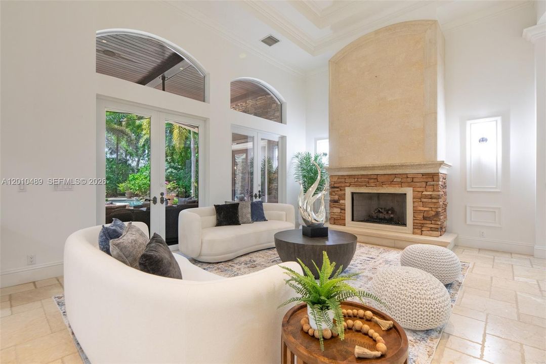 For Sale: $4,999,999 (6 beds, 6 baths, 6258 Square Feet)