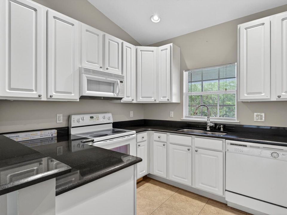 1373 32nd Ave (8 of 37)