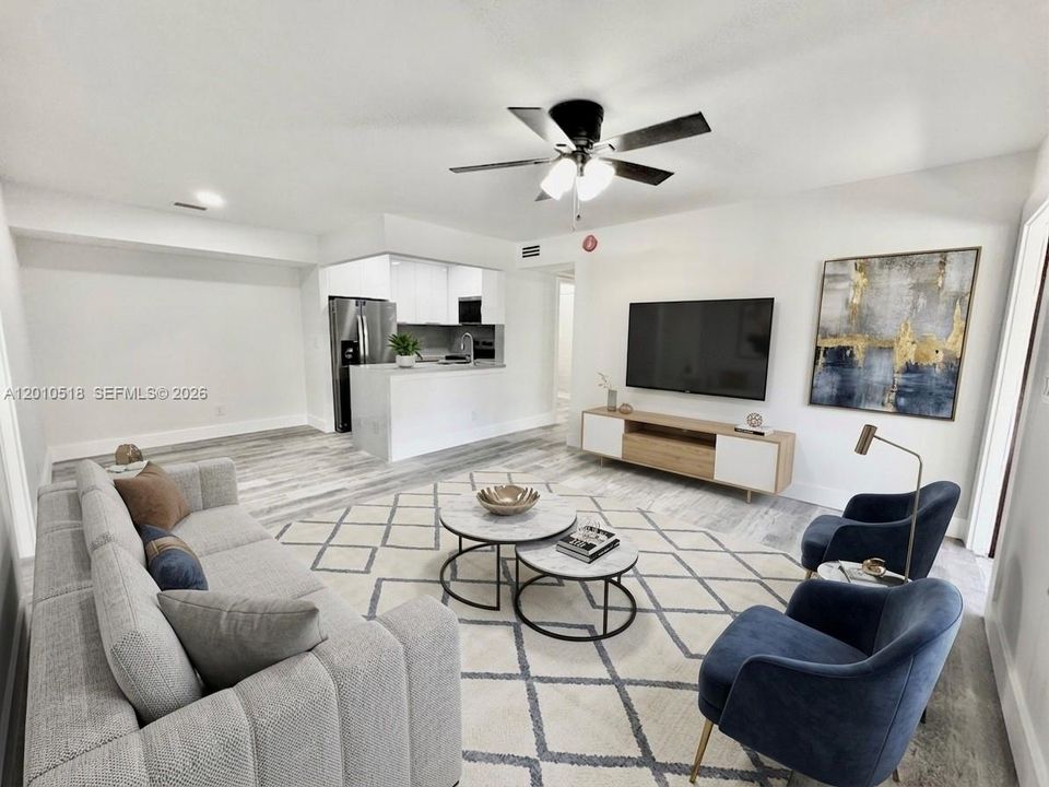 Active With Contract: $2,000 (2 beds, 2 baths, 760 Square Feet)