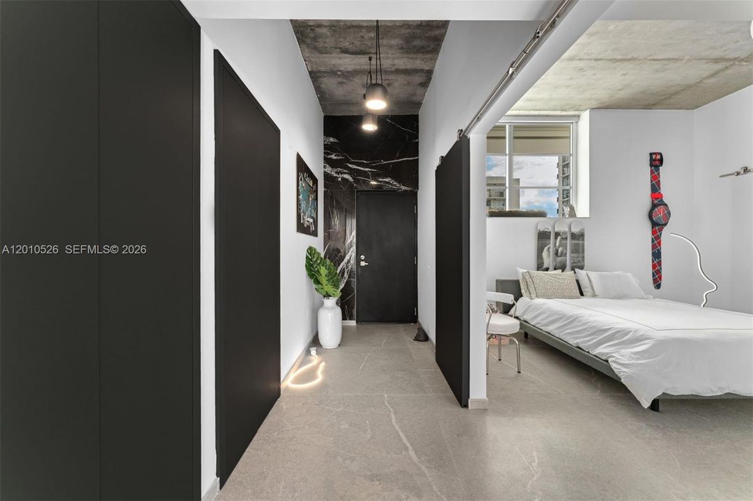 Activo con contrato: $6,800 (2 camas, 2 baños, 1848 Pies cuadrados)