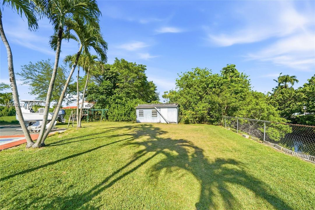 Activo con contrato: $1,195,000 (4 camas, 2 baños, 2590 Pies cuadrados)