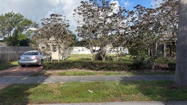 For Rent: $3,000 (3 beds, 2 baths, 1446 Square Feet)