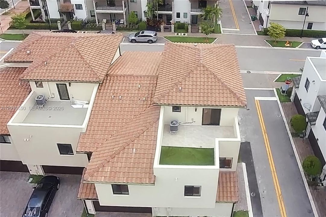 В аренду: $5,200 (3 спален, 2 ванн, 2878 Квадратных фут)