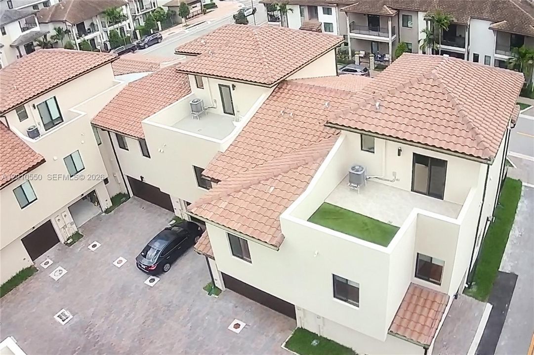 В аренду: $5,200 (3 спален, 2 ванн, 2878 Квадратных фут)