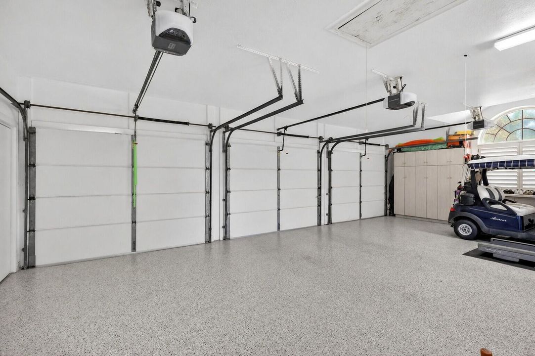 3 car Garage interior