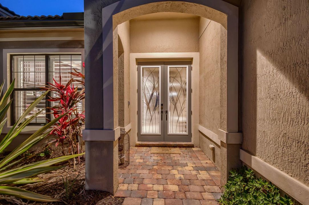 86-web-or-mls-5D1A9779-HDR(5)
