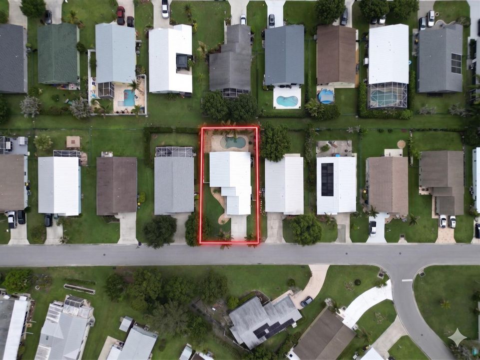 Overhead aerial with red lines