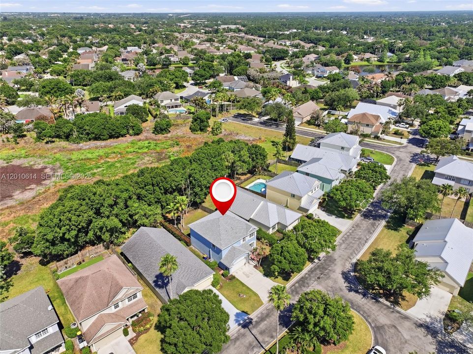 For Sale: $599,999 (4 beds, 2 baths, 2353 Square Feet)