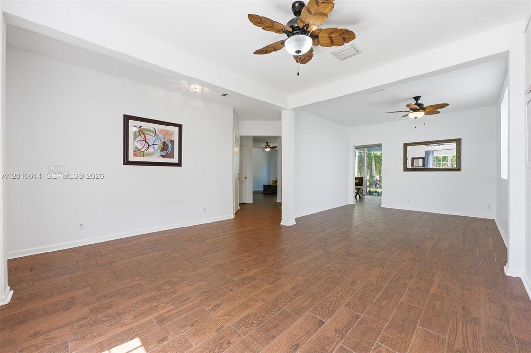 For Sale: $599,999 (4 beds, 2 baths, 2353 Square Feet)