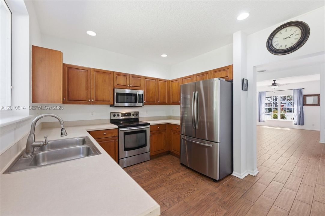 For Sale: $599,999 (4 beds, 2 baths, 2353 Square Feet)