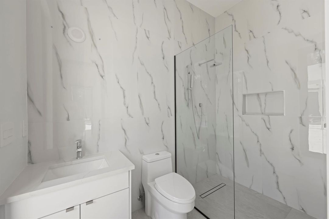 6676 Northwest 66th Way - 87.jpg-FULL