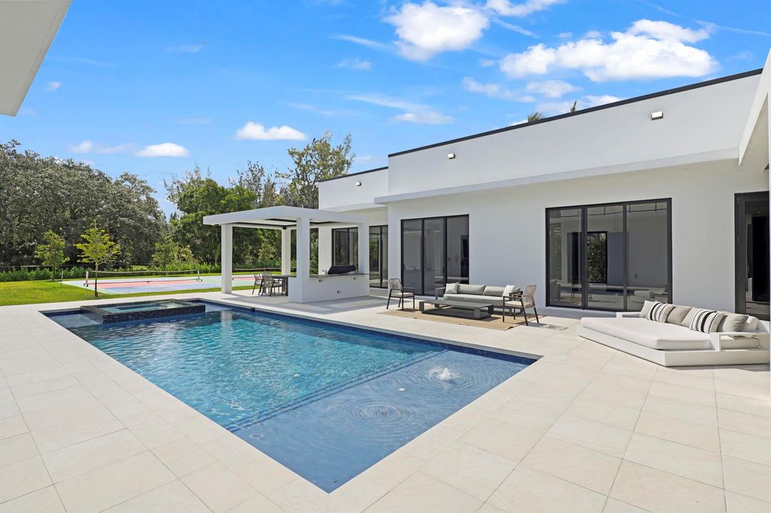6676 Northwest 66th Way - 39.jpg-FULL