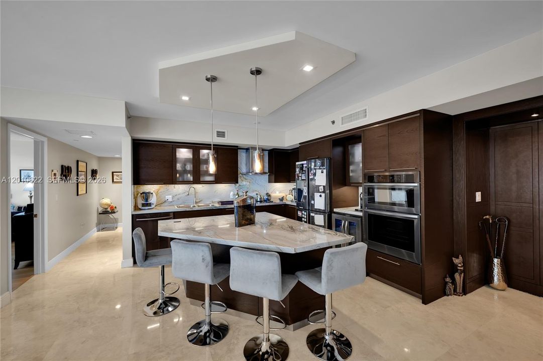 For Sale: $1,445,000 (3 beds, 2 baths, 1782 Square Feet)