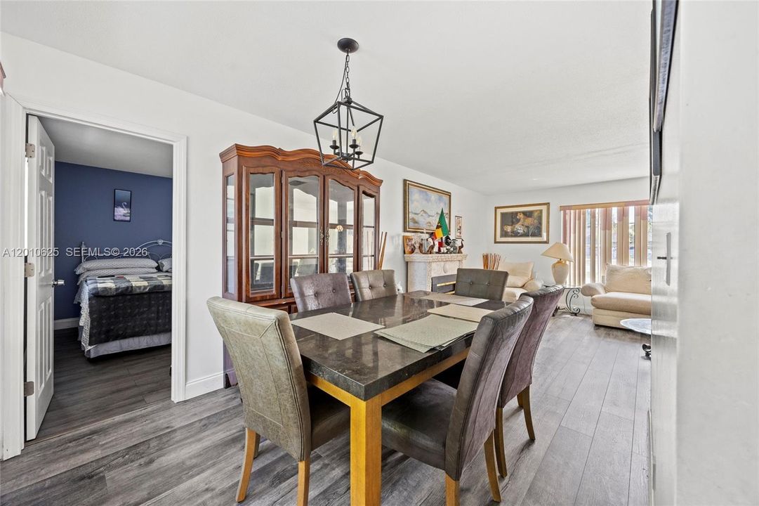 For Sale: $590,000 (3 beds, 2 baths, 1920 Square Feet)
