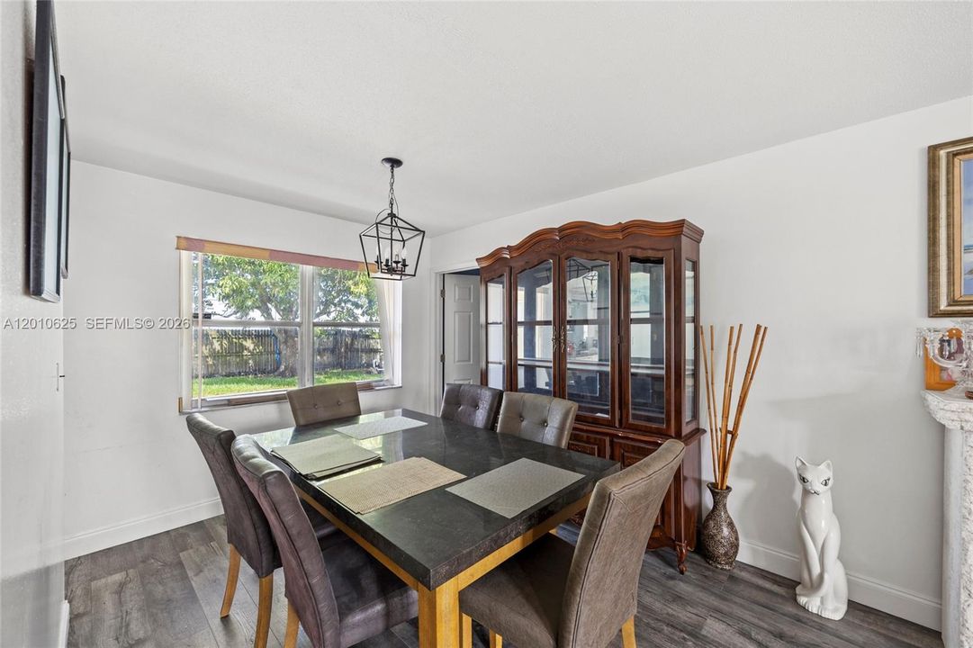 For Sale: $590,000 (3 beds, 2 baths, 1920 Square Feet)