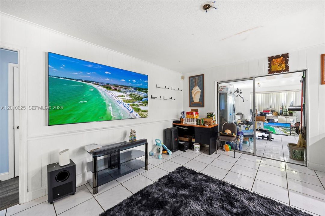 For Sale: $590,000 (3 beds, 2 baths, 1920 Square Feet)