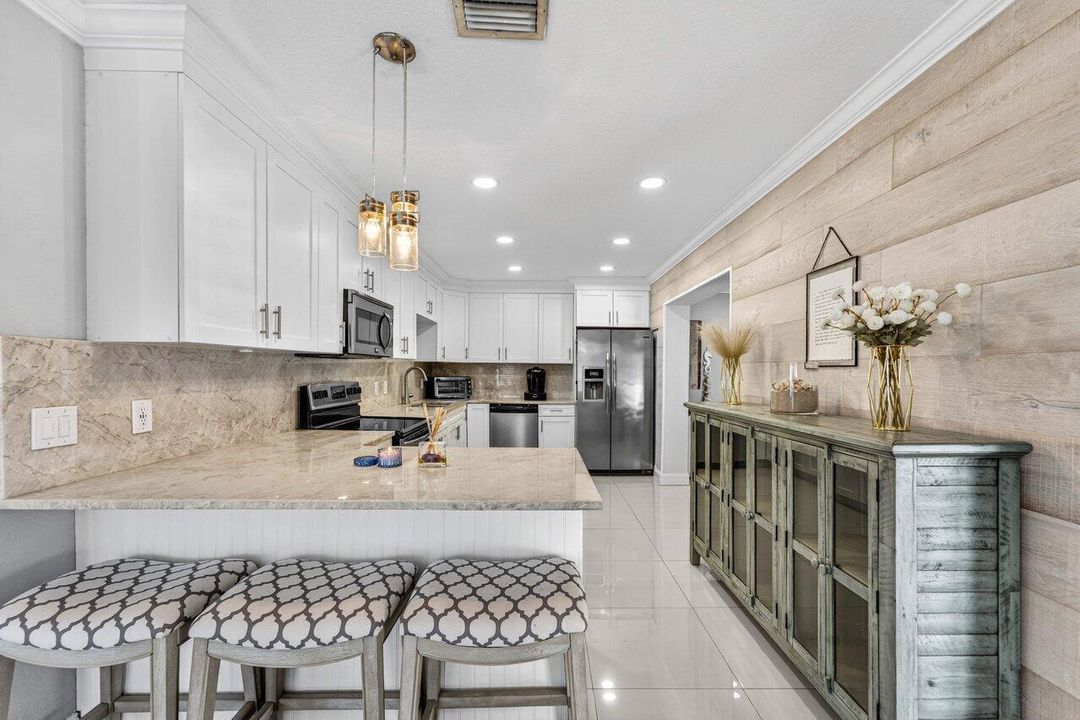 Kitchen Bar