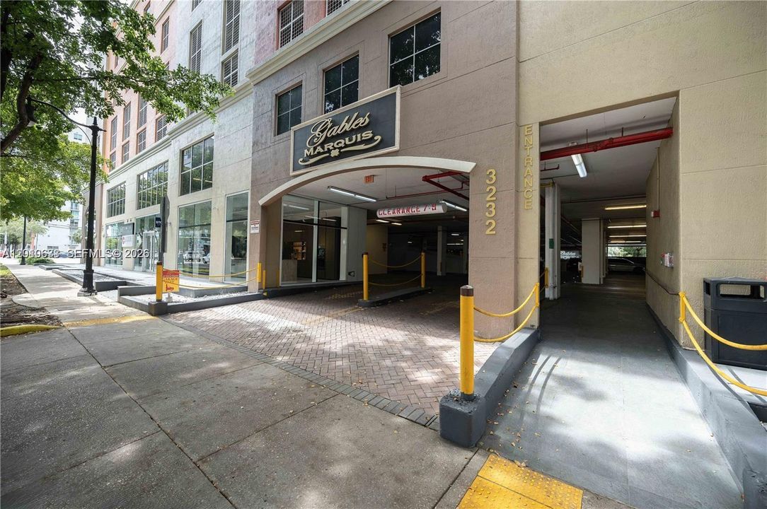 Vendido Recientemente: $525,000 (2 camas, 2 baños, 1242 Pies cuadrados)