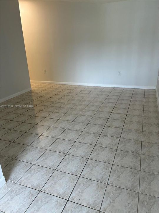 Active With Contract: $2,300 (2 beds, 2 baths, 0 Square Feet)