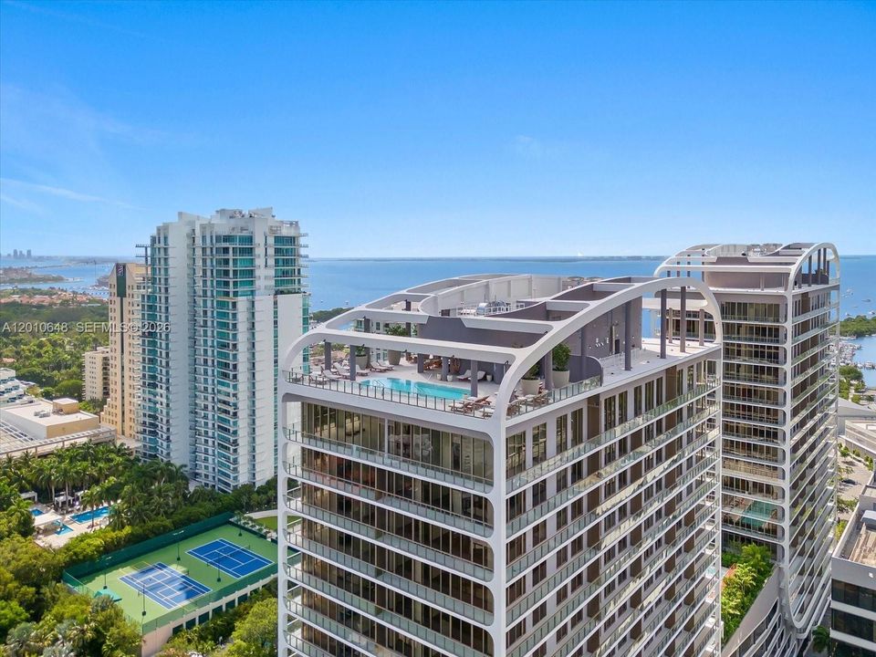 For Sale: $1,950,000 (2 beds, 2 baths, 1274 Square Feet)