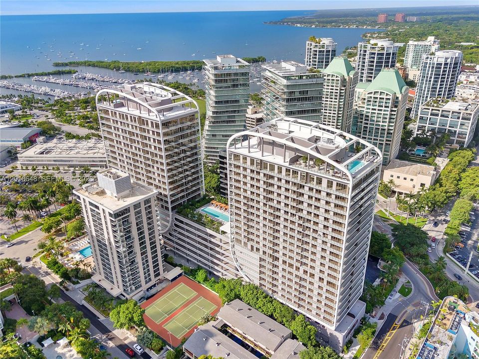 For Sale: $1,950,000 (2 beds, 2 baths, 1274 Square Feet)