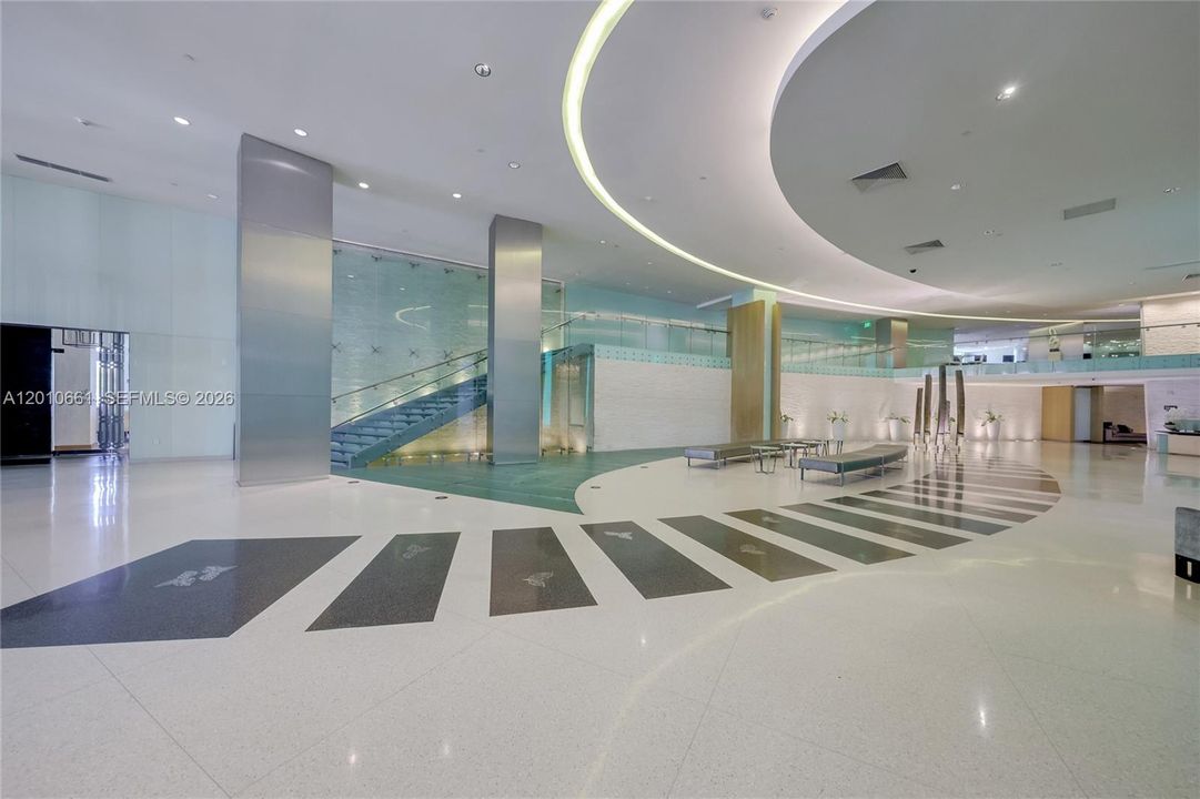 Activo con contrato: $1,490,000 (2 camas, 2 baños, 2048 Pies cuadrados)