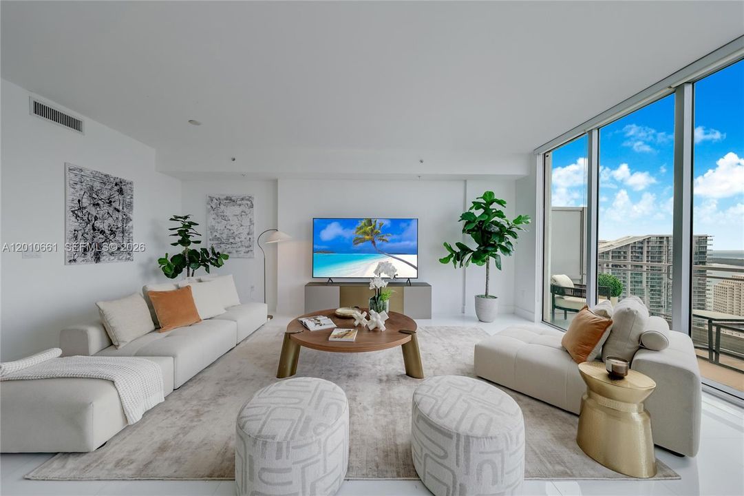 Activo con contrato: $1,490,000 (2 camas, 2 baños, 2048 Pies cuadrados)