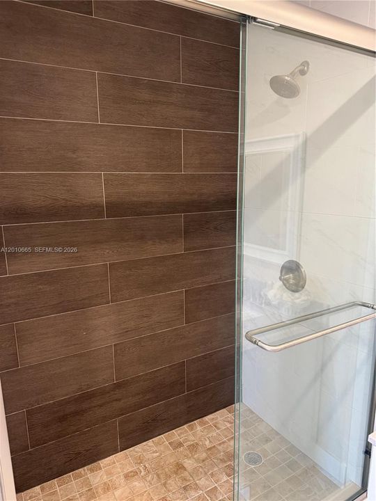 В аренду: $4,850 (3 спален, 3 ванн, 4491 Квадратных фут)