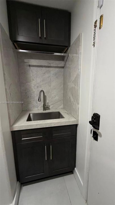 Active With Contract: $7,000 (5 beds, 3 baths, 3378 Square Feet)