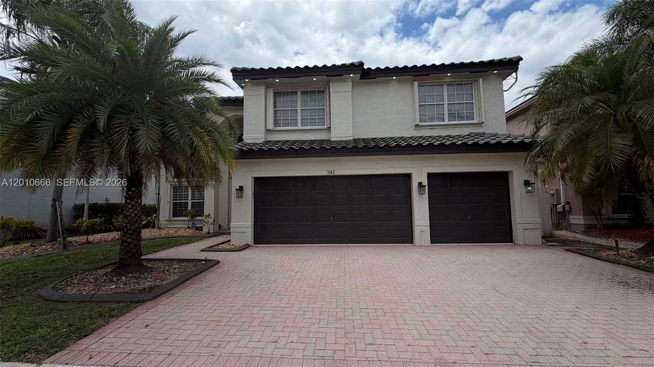 Active With Contract: $7,000 (5 beds, 3 baths, 3378 Square Feet)