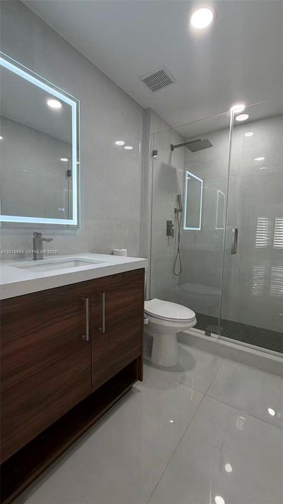 Active With Contract: $7,000 (5 beds, 3 baths, 3378 Square Feet)