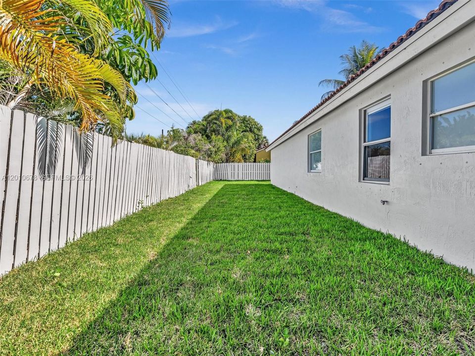 Recently Rented: $6,250 (4 beds, 3 baths, 1824 Square Feet)