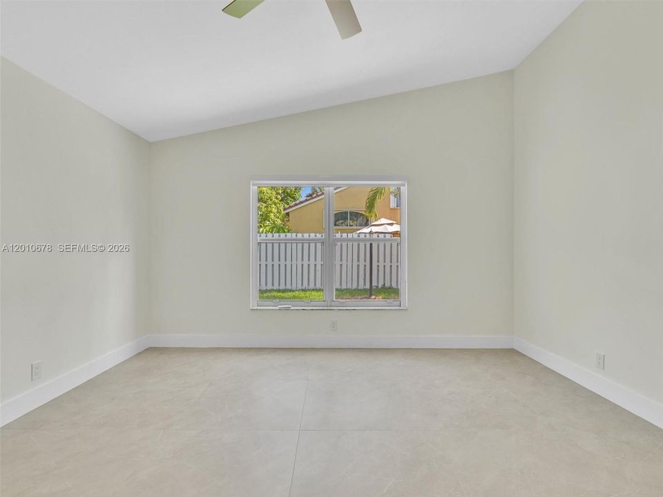 Recently Rented: $6,250 (4 beds, 3 baths, 1824 Square Feet)