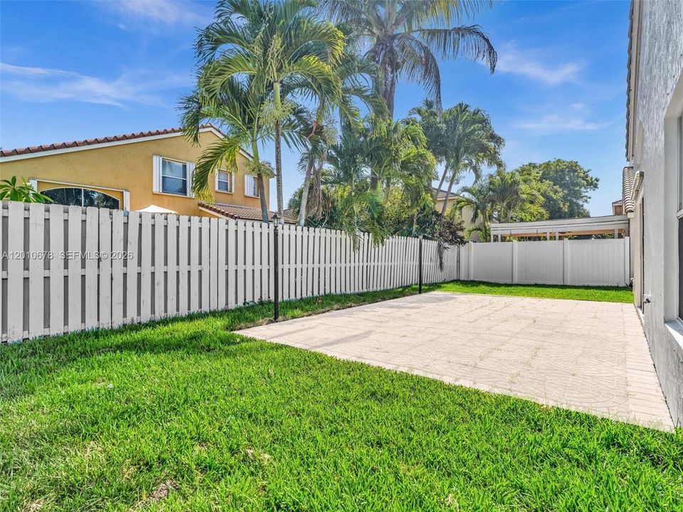 Recently Rented: $6,250 (4 beds, 3 baths, 1824 Square Feet)