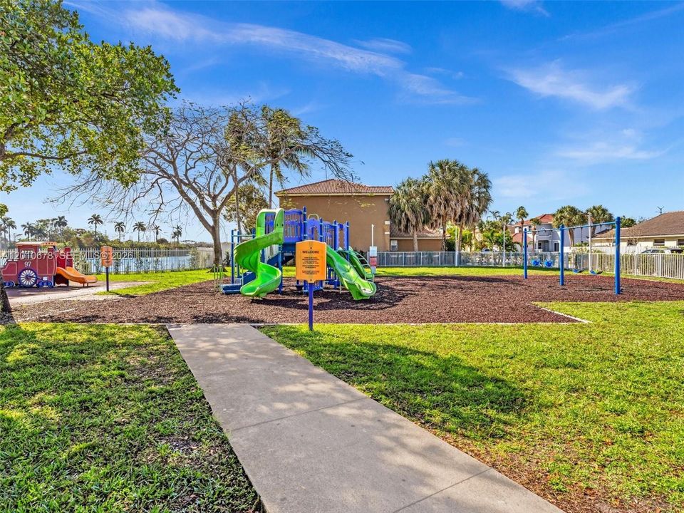 Recently Rented: $6,250 (4 beds, 3 baths, 1824 Square Feet)