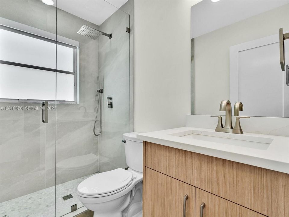 Recently Rented: $6,250 (4 beds, 3 baths, 1824 Square Feet)