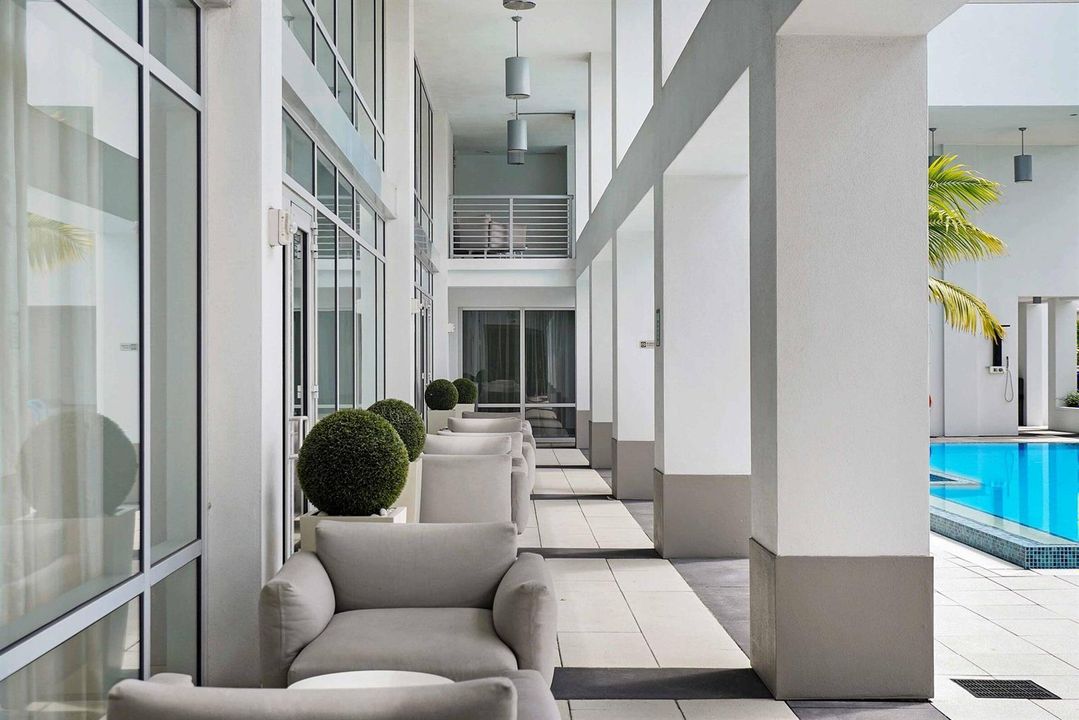 TOWER 155 - BOCA RATON
