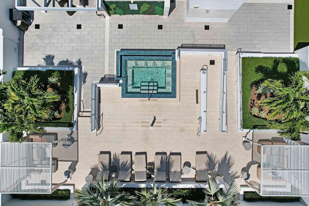 TOWER 155 - BOCA RATON